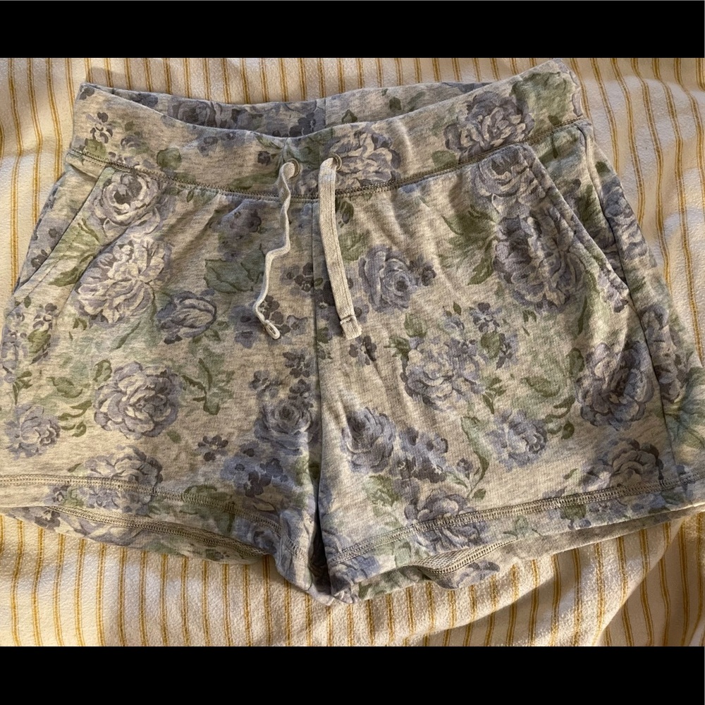 Old Navy shorts-Grey with Blue Roses